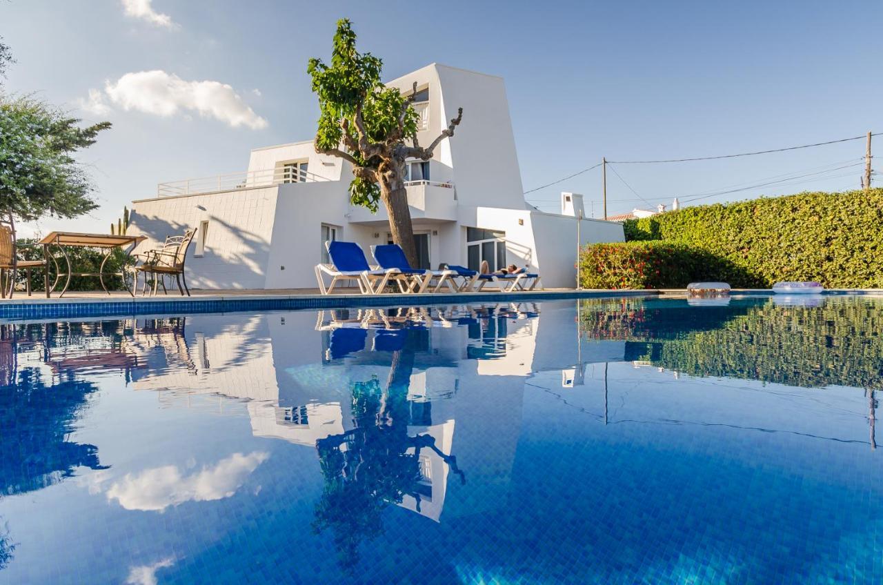 Starbal Love Es Castell  Exterior photo